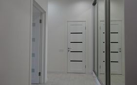Apart Arcadia Kadorr 8